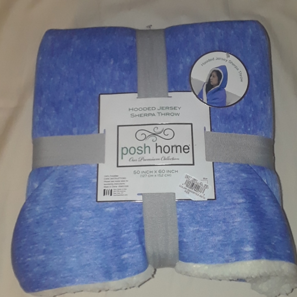 HOODED JERSEY SHERPA THROW